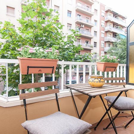 Montaber Apartments - Sagrada Familia Barcelona Kültér fotó