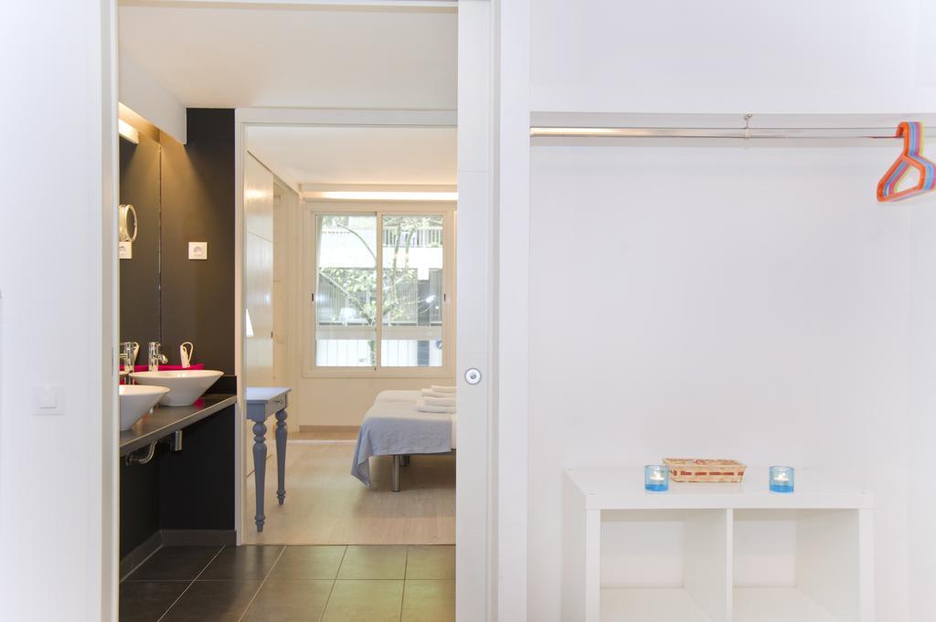Montaber Apartments - Sagrada Familia Barcelona Kültér fotó